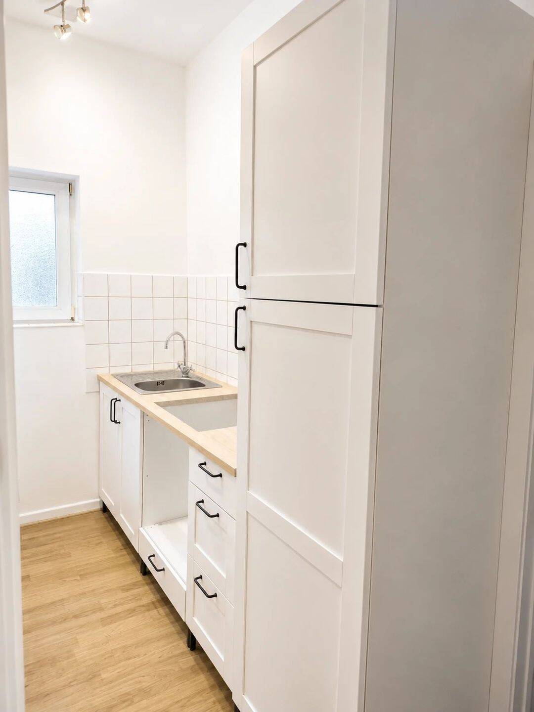 Helle Wohnung mit Einbauküche in ruhiger Lage von Leverkusen, 51375 Leverkusen (Schlebusch)