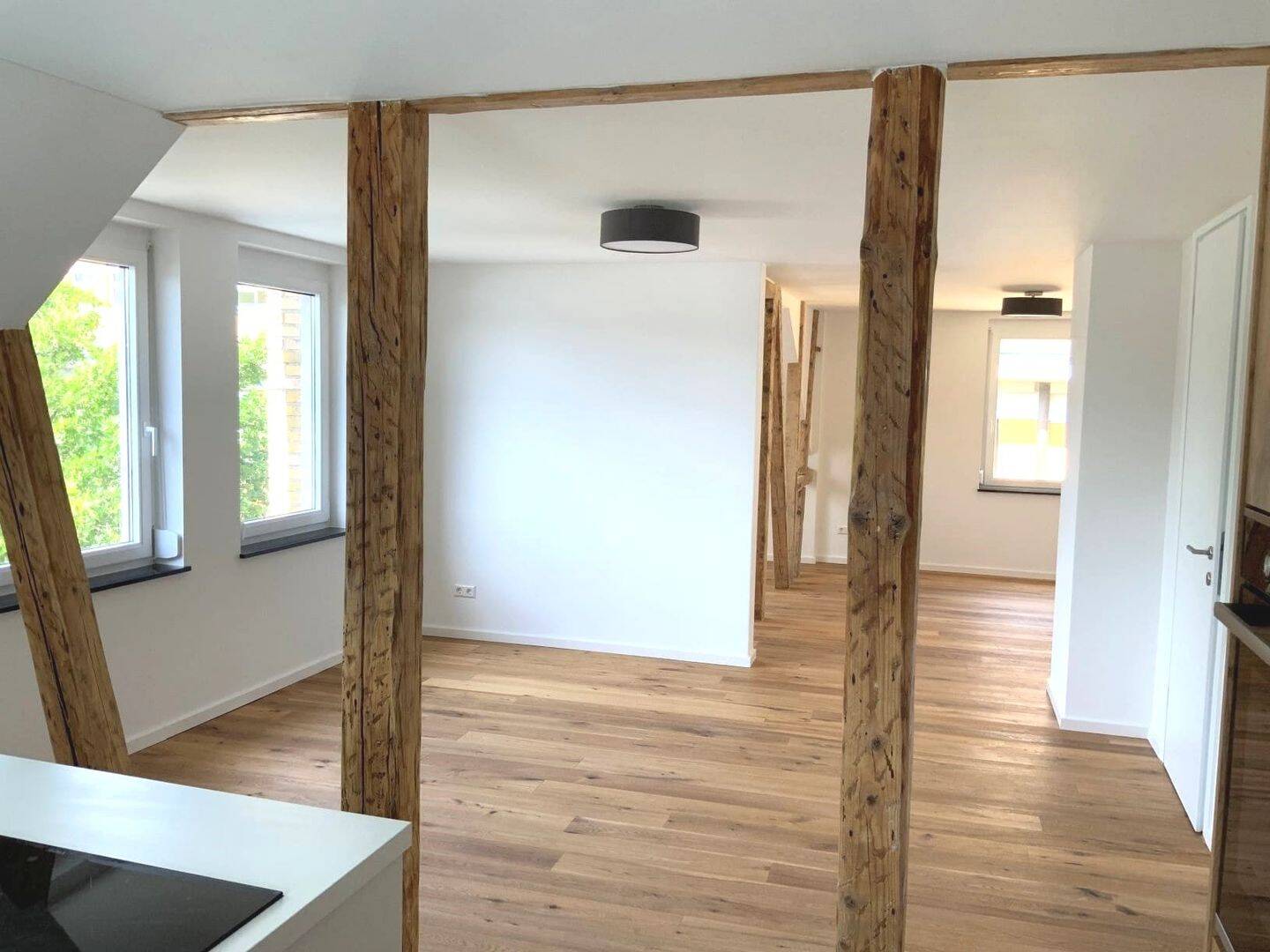 Großzügig, modern, besonders. 4,5-Zimmer-Wohnung in begehrter Kurparklage, 70372 Stuttgart (Bad Cannstatt)