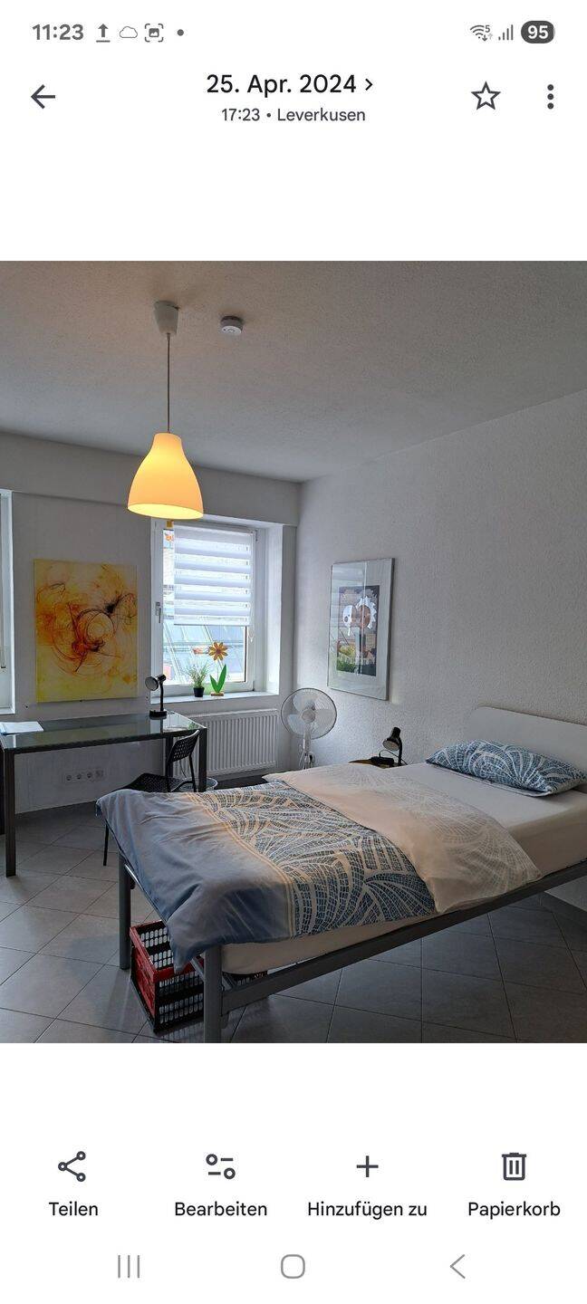 Studenten Wohngemeinschaft WG-ZIMMER 20m2  1Person Nichtraucher
mit Einkommennachweis 
€ 550.- Miete + € 1000.- Kaution 
Mindestmietdauer 3Monaten, 51373 Leverkusen (Bürrig Küppersteg Rheindorf Wiesdorf)