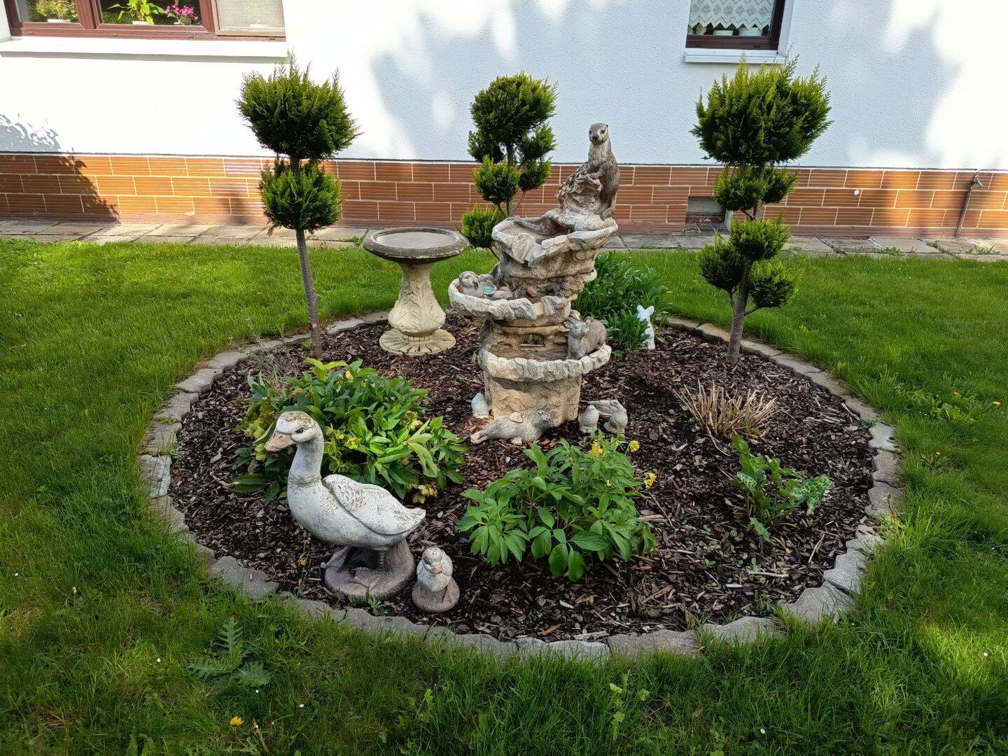 image-72628013