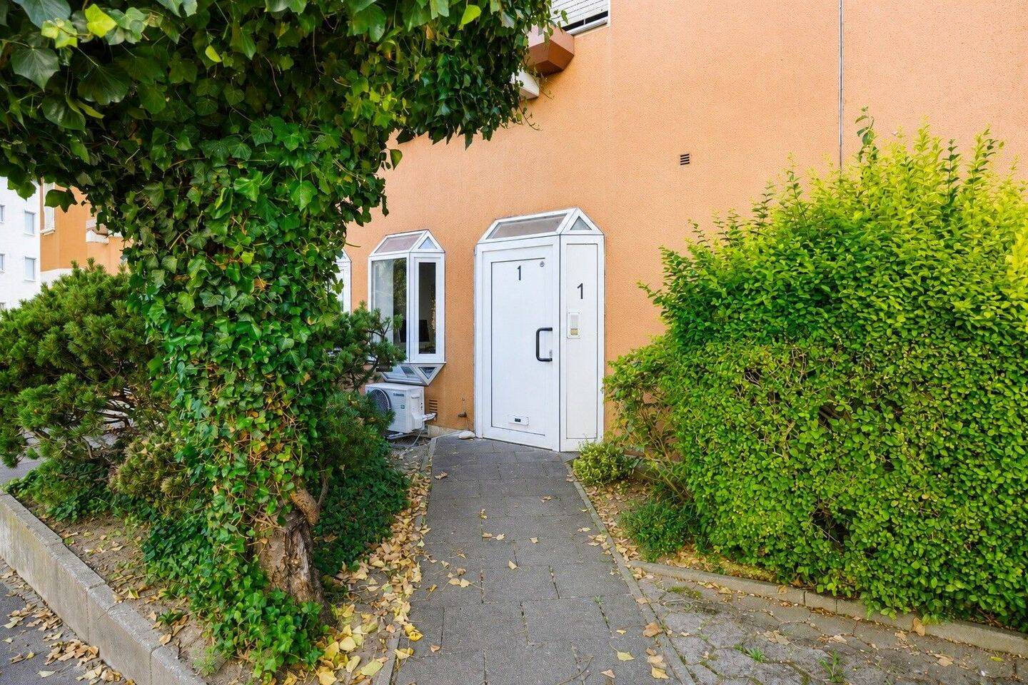 Frisch renoviertes Single- Appartement im EG mit großem Balkon im Herzen von HA Hohenlimburg-Elsey, 58119 Hagen (Hohenlimburg)