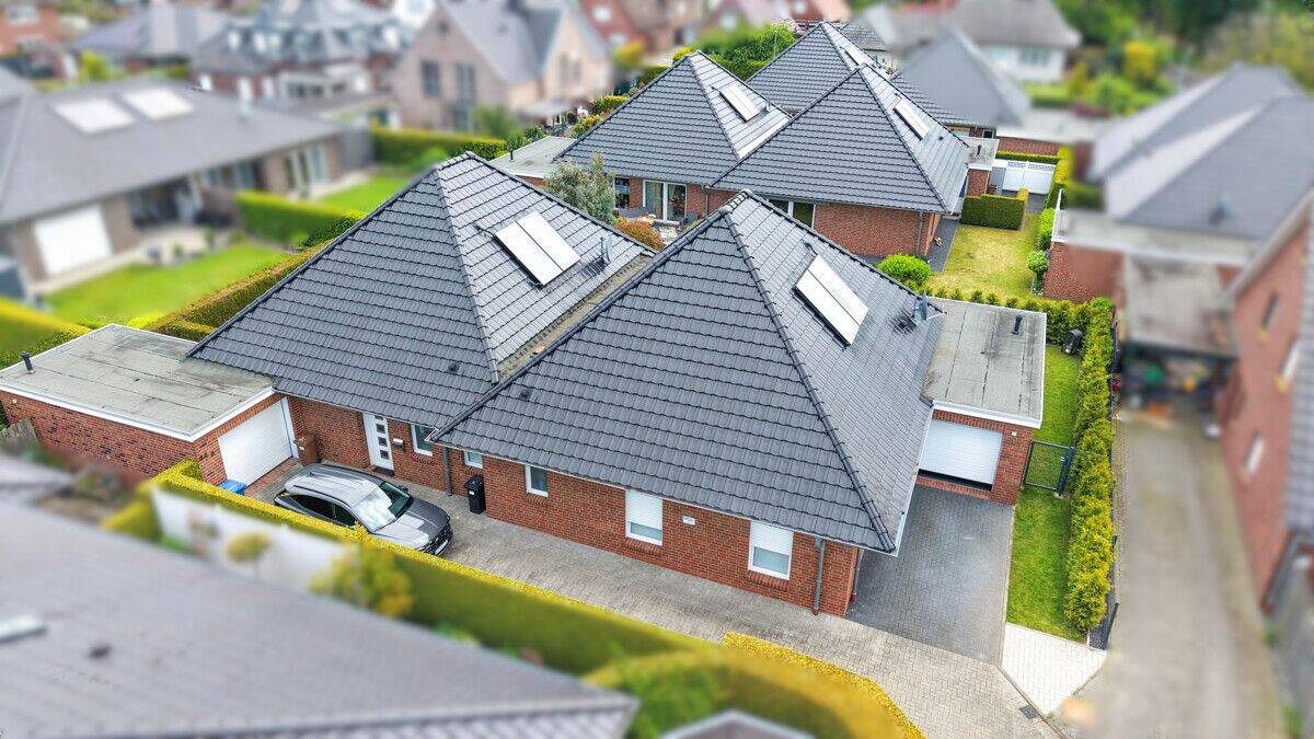 Attraktive Anlagemöglichkeit mit fünf Doppelhaushälften im Bungalowstil, 26160 Bad Zwischenahn