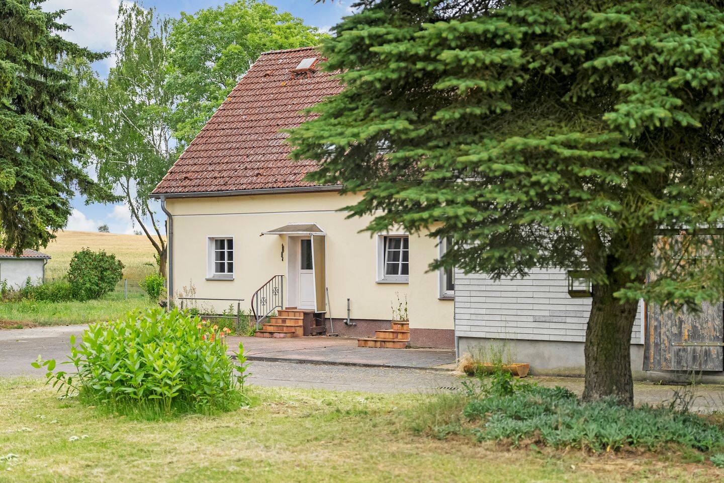 Charmantes Bauernhaus auf traumhaftem Naturgrundstück mit eigenem See, 17291 Nordwestuckermark