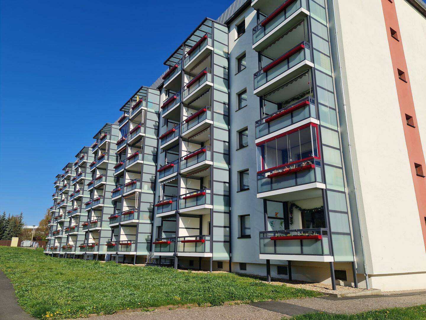 2-Raum-Wohnung im Erdgeschoss mit durchdachter Raumaufteilung, 7381 Pößneck