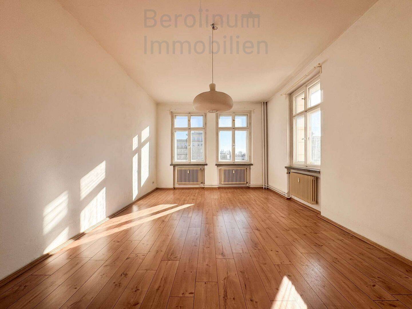 Zur Miete: gepflegte 2-Zimmer-Wohnung an der Frankfurter Allee, 10247 Berlin (Friedrichshain-Kreuzberg Friedrichshain Prenzlauer Berg)