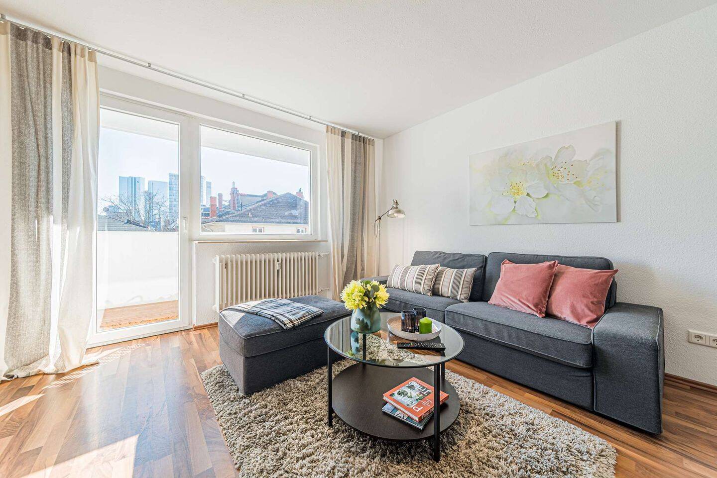 Moderne 3-Zimmer-Wohnung mit Balkon und 2 Schlafzimmern, 60323 Frankfurt am Main (Westend-Nord Westend-Süd)