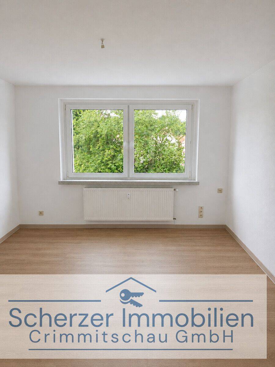 teilsanierte 3-Zimmer Wohnung im 2. OG im Pleißenweg, Neukirchen, beziehbar ab 01.08.2026, 8459 Neukirchen/Pleiße