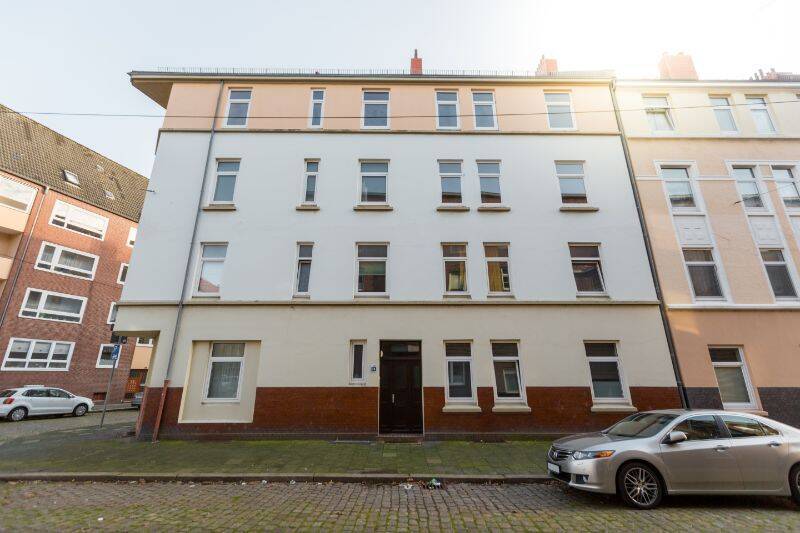 Renovierte 2-Zimmer-Wohnung im 1. OG mit Dusche in Bremerhaven-Lehe!, 27568 Bremerhaven (Lehe Mitte Überseehafen)