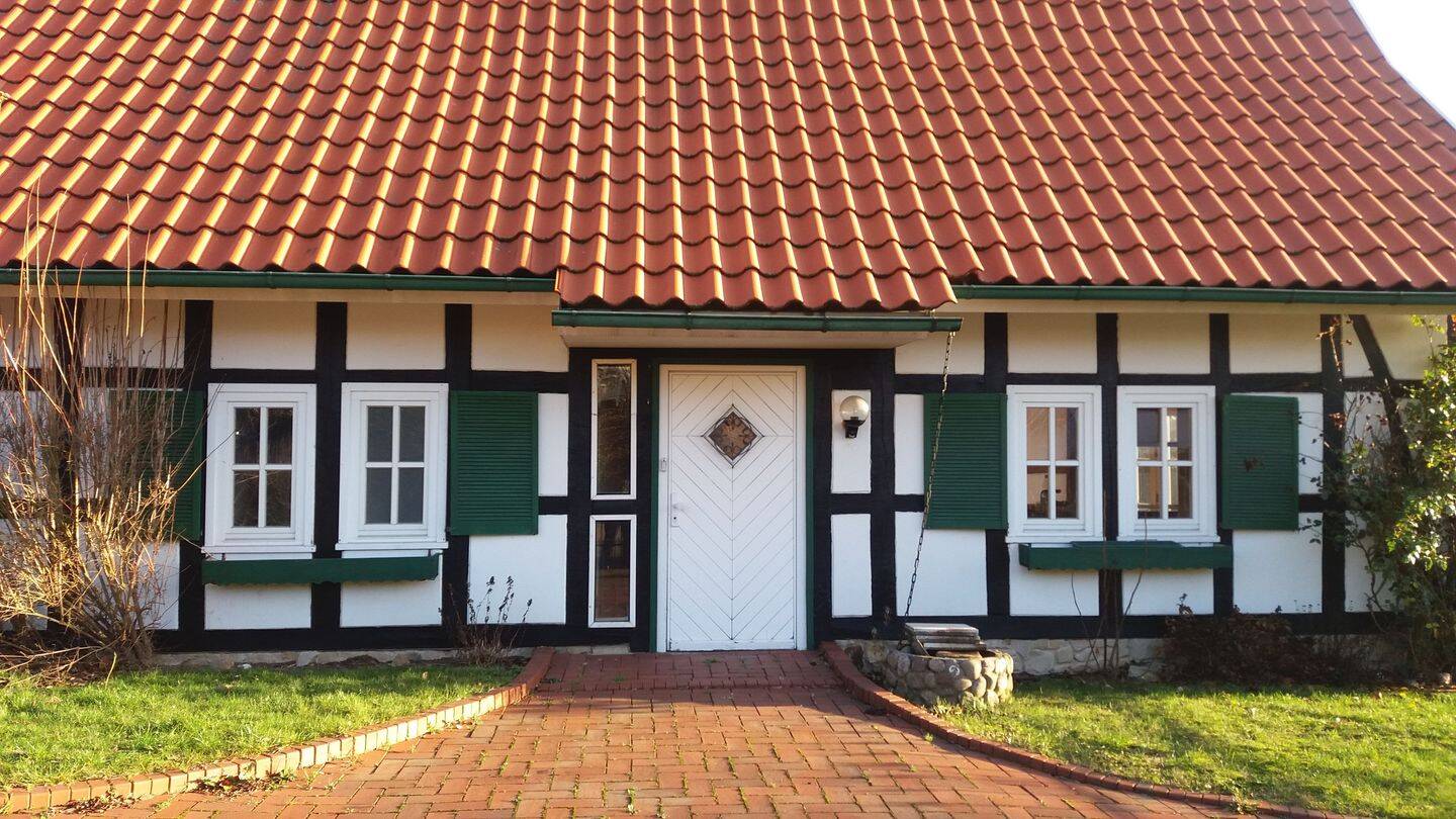 Haus zur Miete, 3,5 Zimmer, 120 m², in Hüllhorst, 32609 Hüllhorst