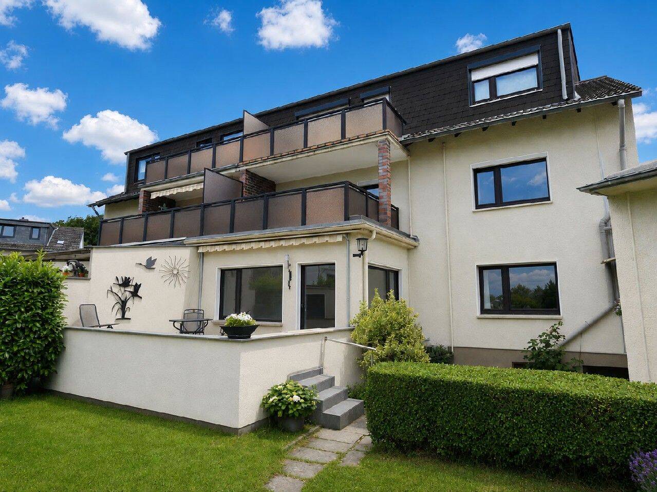 Helle und renovierte 2-Zimmer-Erdgeschoss-Wohnung mit Terrasse in ruhiger Lage!, 51375 Leverkusen (Schlebusch)