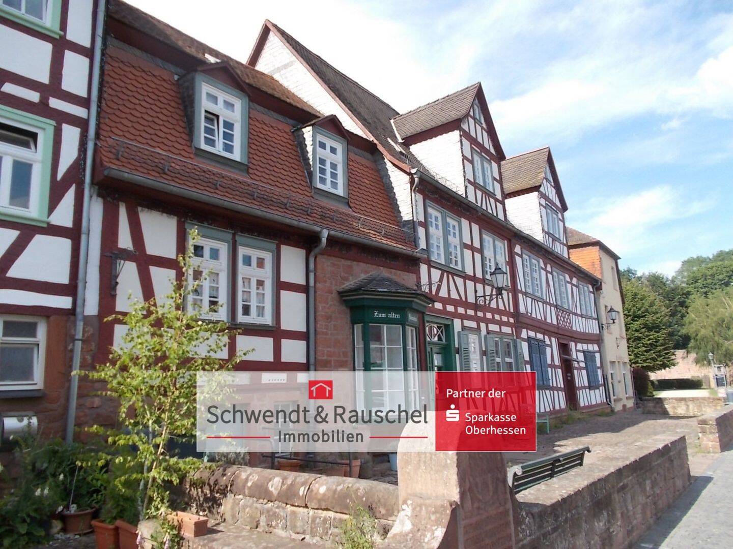 Ein Augenschmeichler mit toller Raumqualität – Wohnhaus mit Ladenbereich in Büdingen, 63654 Büdingen