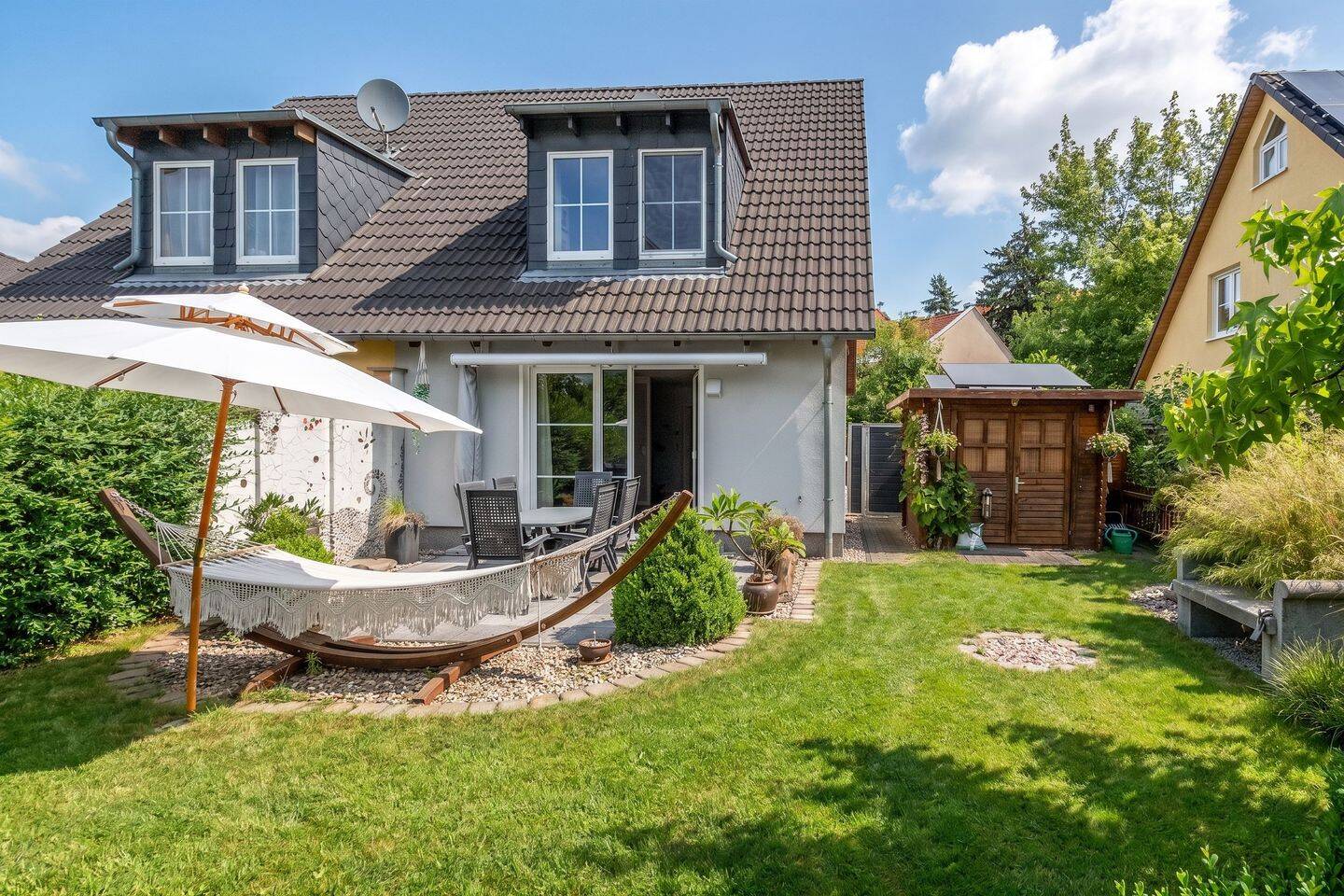 Moderne Doppelhaushälfte im ruhigen Französisch Buchholz, 13127 Berlin (Pankow)
