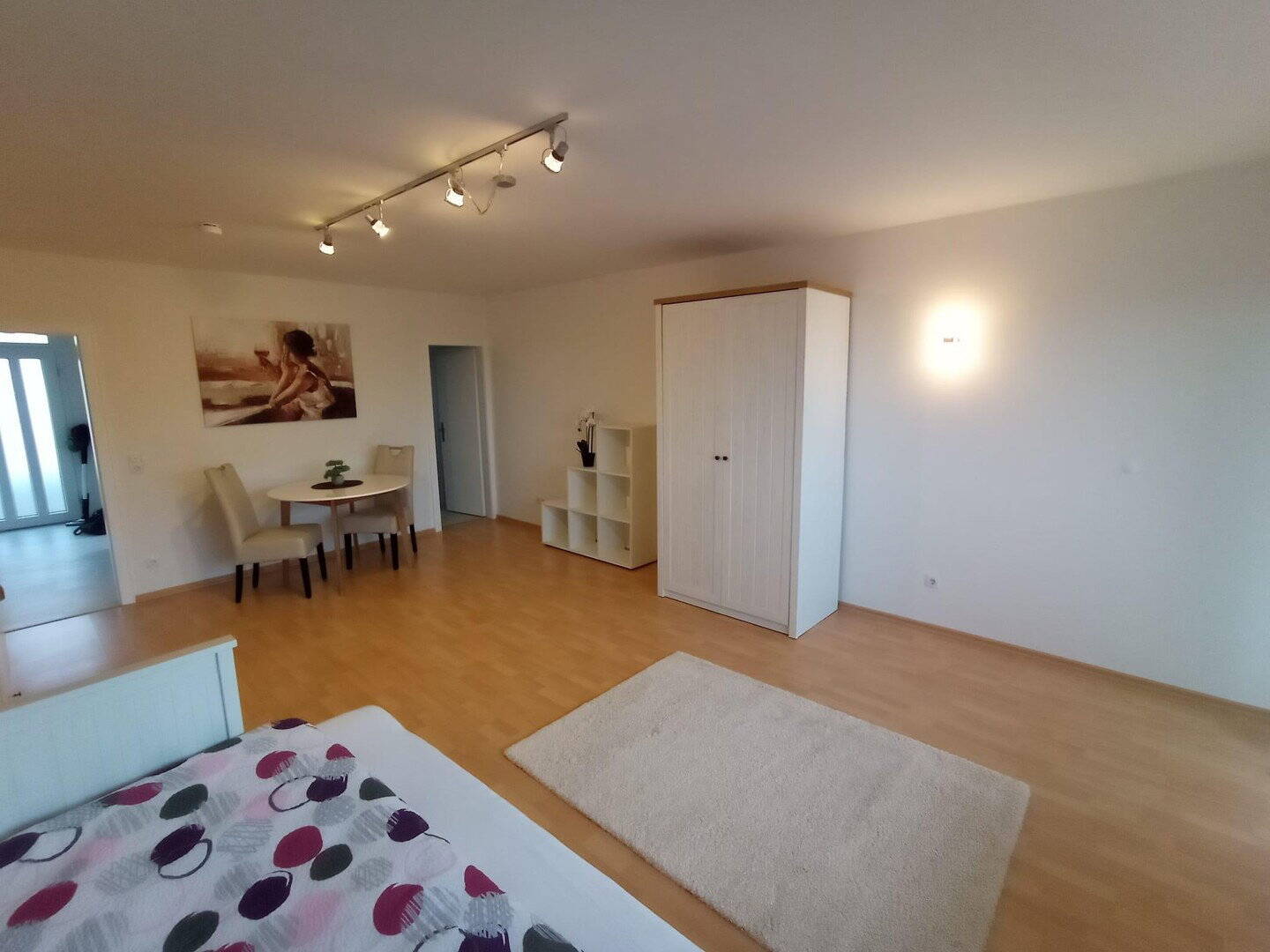 ? Einziehen & wohlfühlen: Stilvoll möblierte Wohnung mit Balkon, Stellplatz & neuer Einbauküche ?, 67227 Frankenthal (Pfalz)