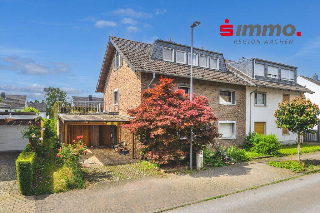 Großes Zweifamilienhaus mit Süd-Grundstück Nähe Märchenviertel, 52499 Baesweiler