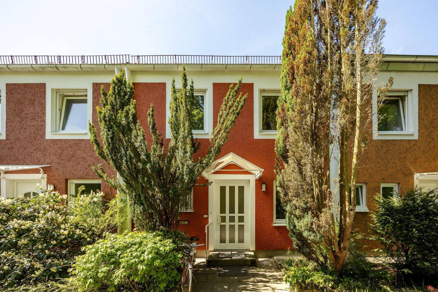Familienfreundliches Reihenmittelhaus mit Charakter und Ausbaupotenzial, 81476 München (Thalk. Obersendl.-Forsten-Fürstenr.-Solln)