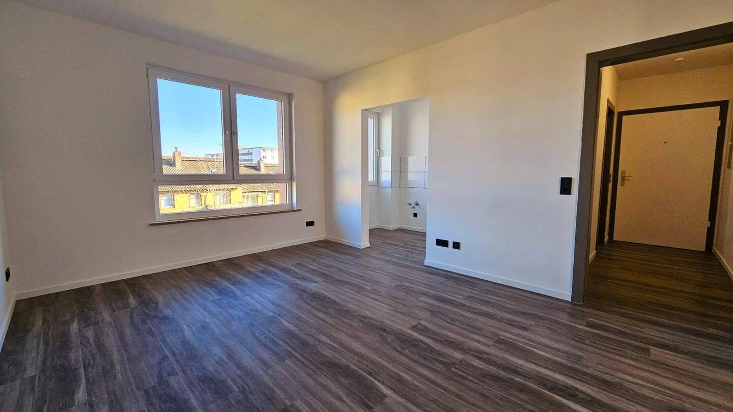 Kernsanierte 2 Zimmer Wohnung zu vermieten, 42579 Heiligenhaus