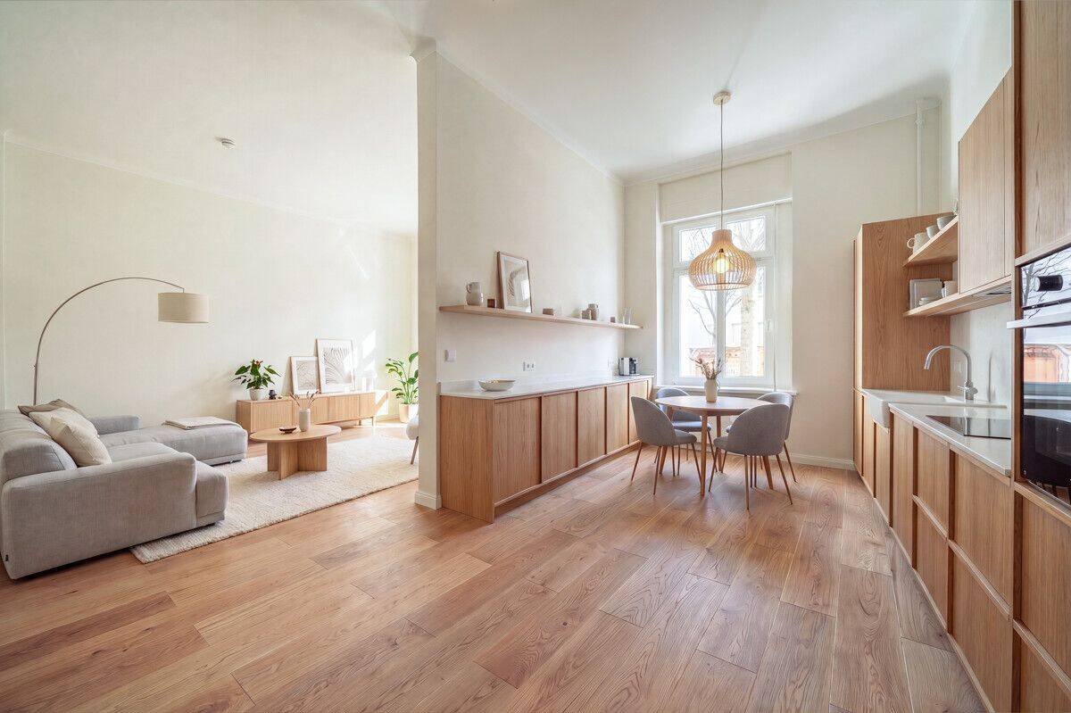Erstbezug nach Sanierung: Lichterfülltes Wohnnest mit Tageslicht-Badezimmer, Dielen, hohen Decken, 12459 Berlin (Treptow-Köpenick)