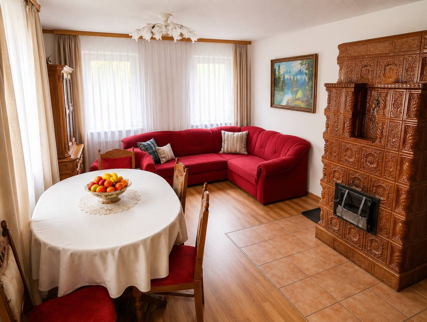 Großes Einfamilienhaus in ruhiger Lage von Vöhringen, 72189 Vöhringen