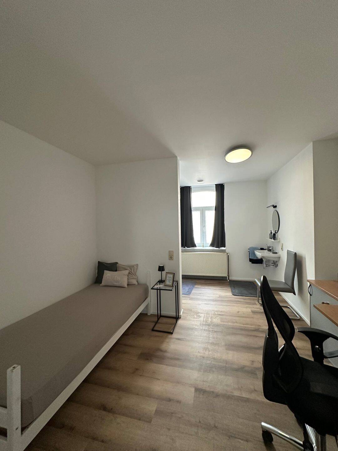 Attraktives- ruhiges WG-Zimmer – 20 qm in Frauen WG, 34537 Bad Wildungen