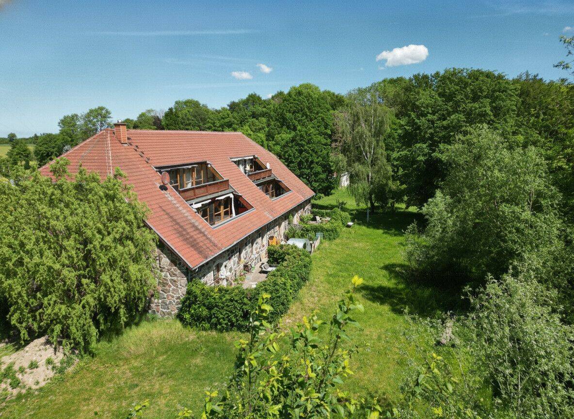Naturnah wohnen mit Stil – großzügige Wohnung in kernsaniertem Feldsteinhaus, 17495 Karlsburg
