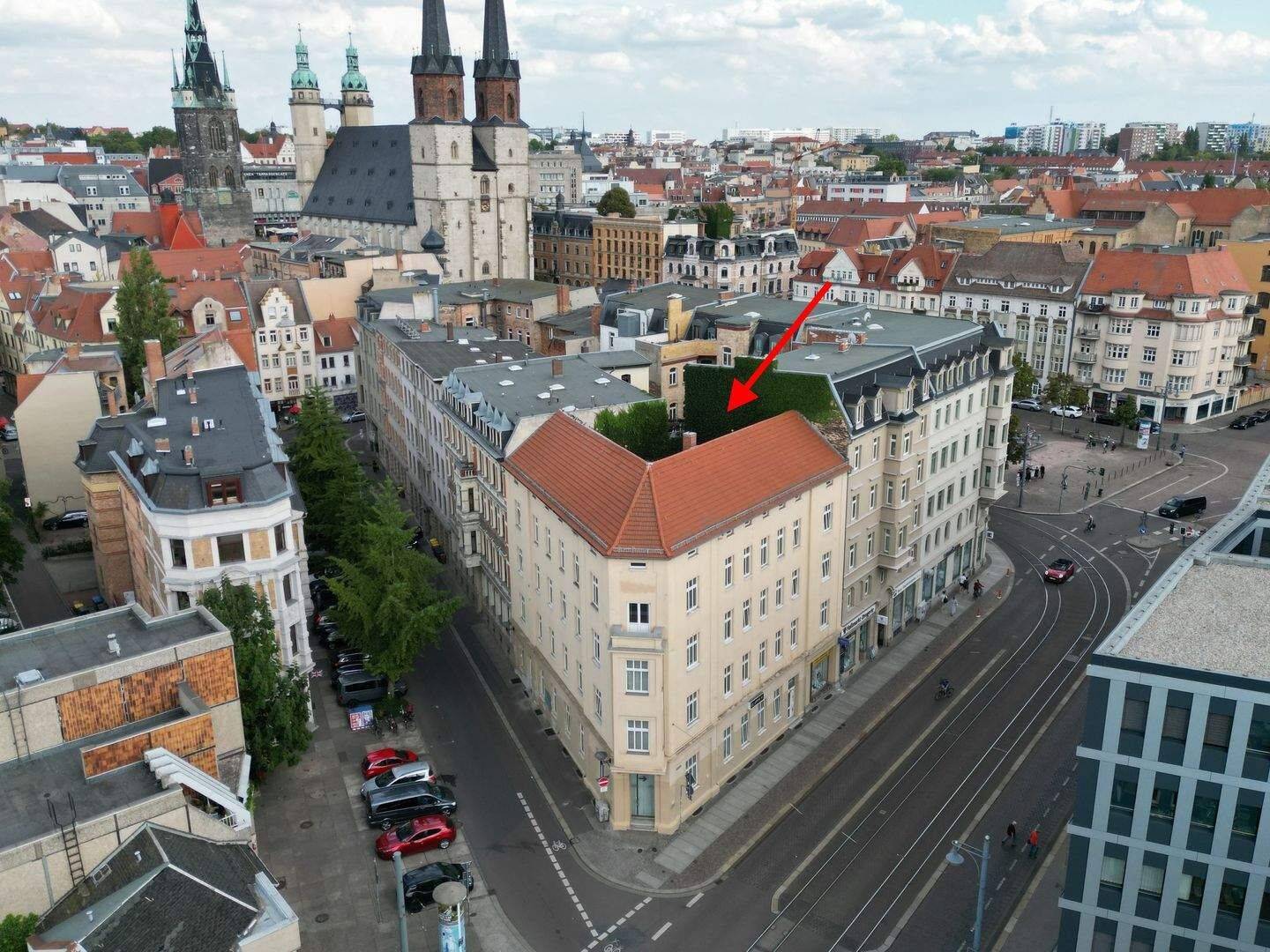 Ehemaliges Bankgebäude in der Innenstadt von Halle, Hallorenring 1, 6108 Halle (Saale) (Altstadt Giebichenstein Innenstadt Paulusviertel Saaleaue)