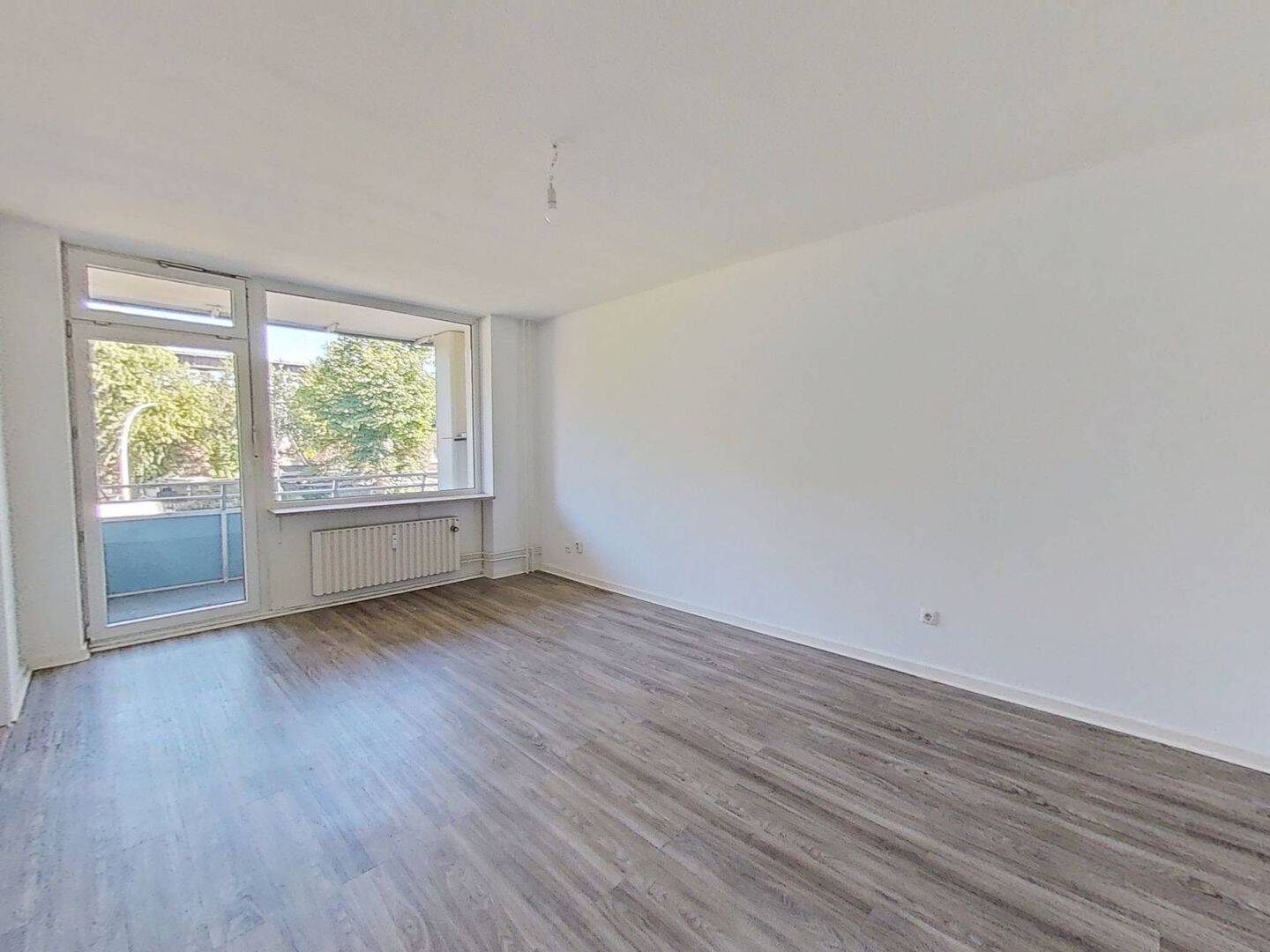Moderne und helle 3-Zimmer-Wohnung mit EBK und BALKON, 24768 Rendsburg