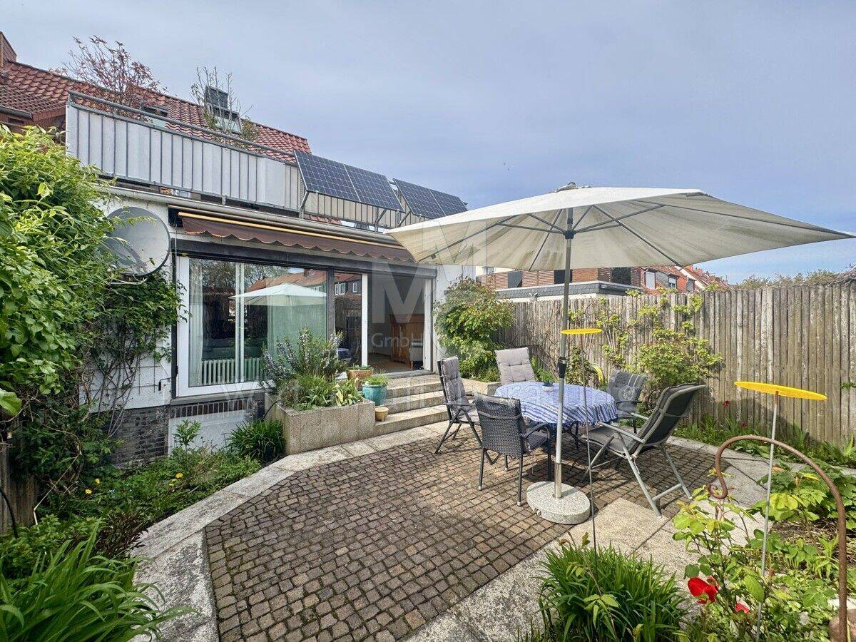 Saniertes Reihenendhaus mit Garage in Groß-Buchholz, 30655 Hannover
