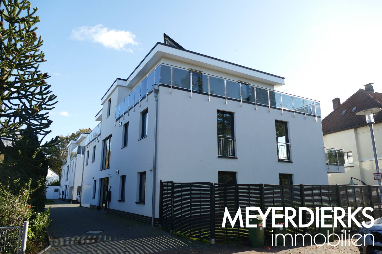 Bernhardstraße: 3-Zi.-Wohnung im 1. OG mit Fahrstuhl, Besichtigungstermin über Link, s. Beschreibung, 26122 Oldenburg (Oldb) (Eversten Innenstadt Wechloy)