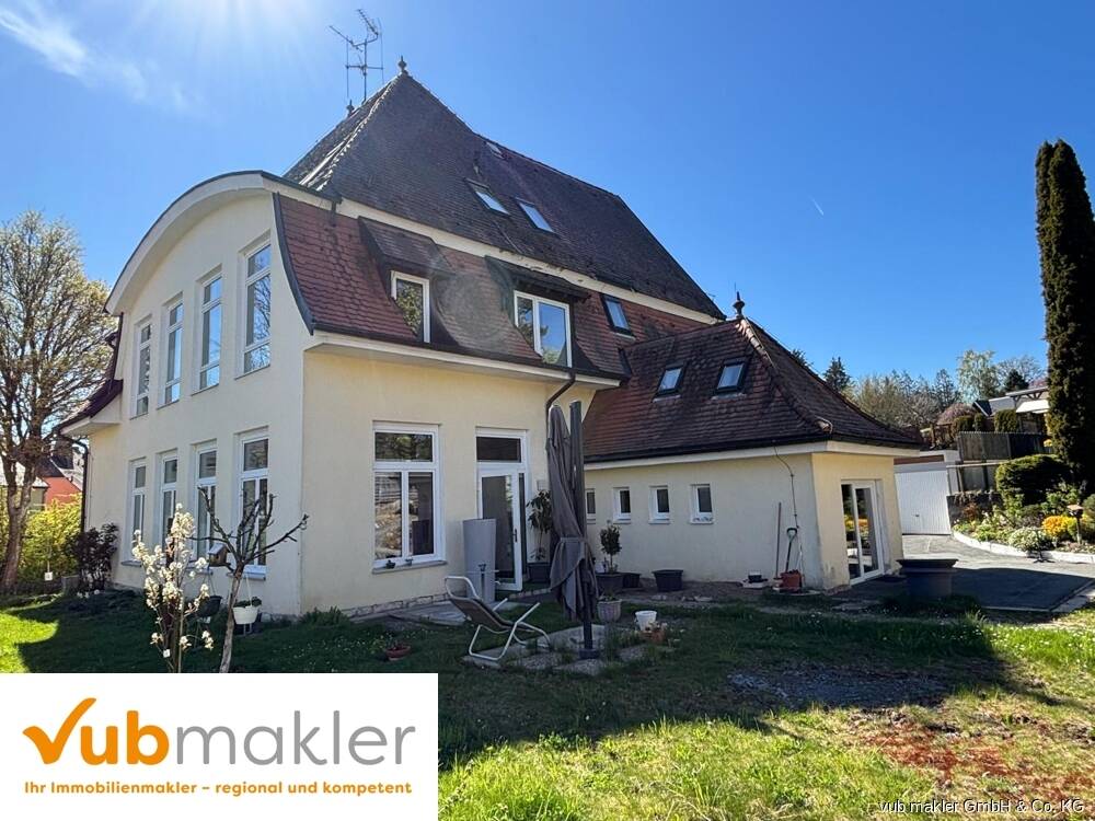 Attraktive Mehrfamilienvilla mit historischem Flair und Entwicklungspotenzial in Bad Steben, 95138 Bad Steben