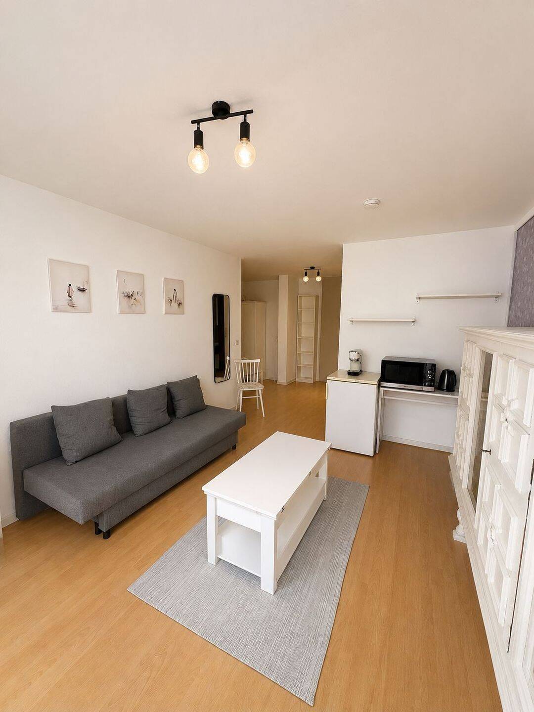 Möbliertes 1-Zimmer-Appartement mit 29 m² im 2. Obergeschoss eines Mehrfamilienhauses in Eppelheim., 69214 Eppelheim