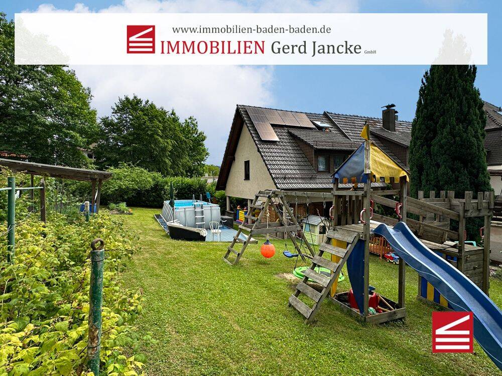 Baden-Baden, Zweifamilienhaus mit großem Garten, Hof und 3 Garagen!, 76532 Baden-Baden