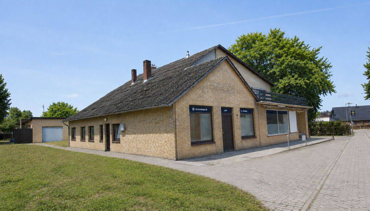 Mehrgenerationshaus mit Entwicklungspotenzial – zwei Wohneinheiten & Gewerbebereich, 24376 Rabel