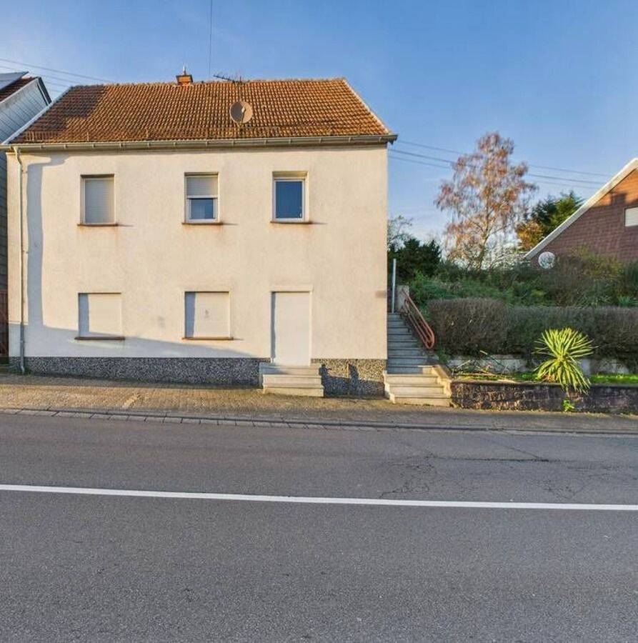 Festpreis! Einfamilienhaus in Merchweiler – modernisiert 2024, 102 m² Wohnfläche und großer Garten!, 66589 Merchweiler