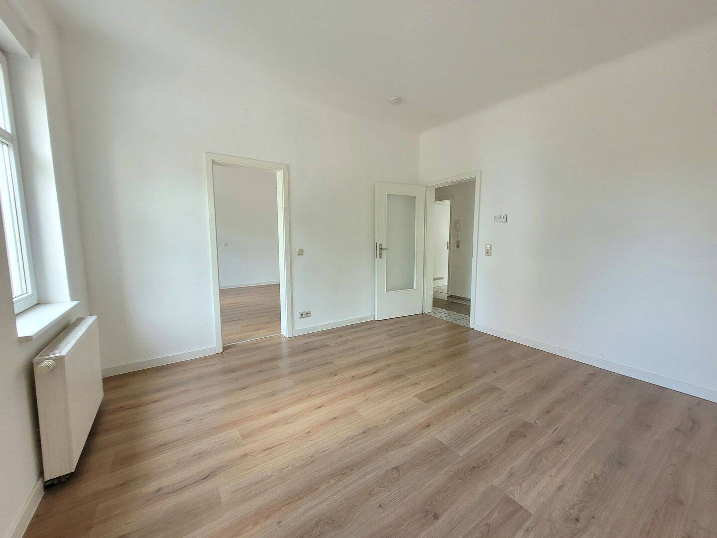 Wohnen in der ersten Etage mit Balkon, 99867 Gotha