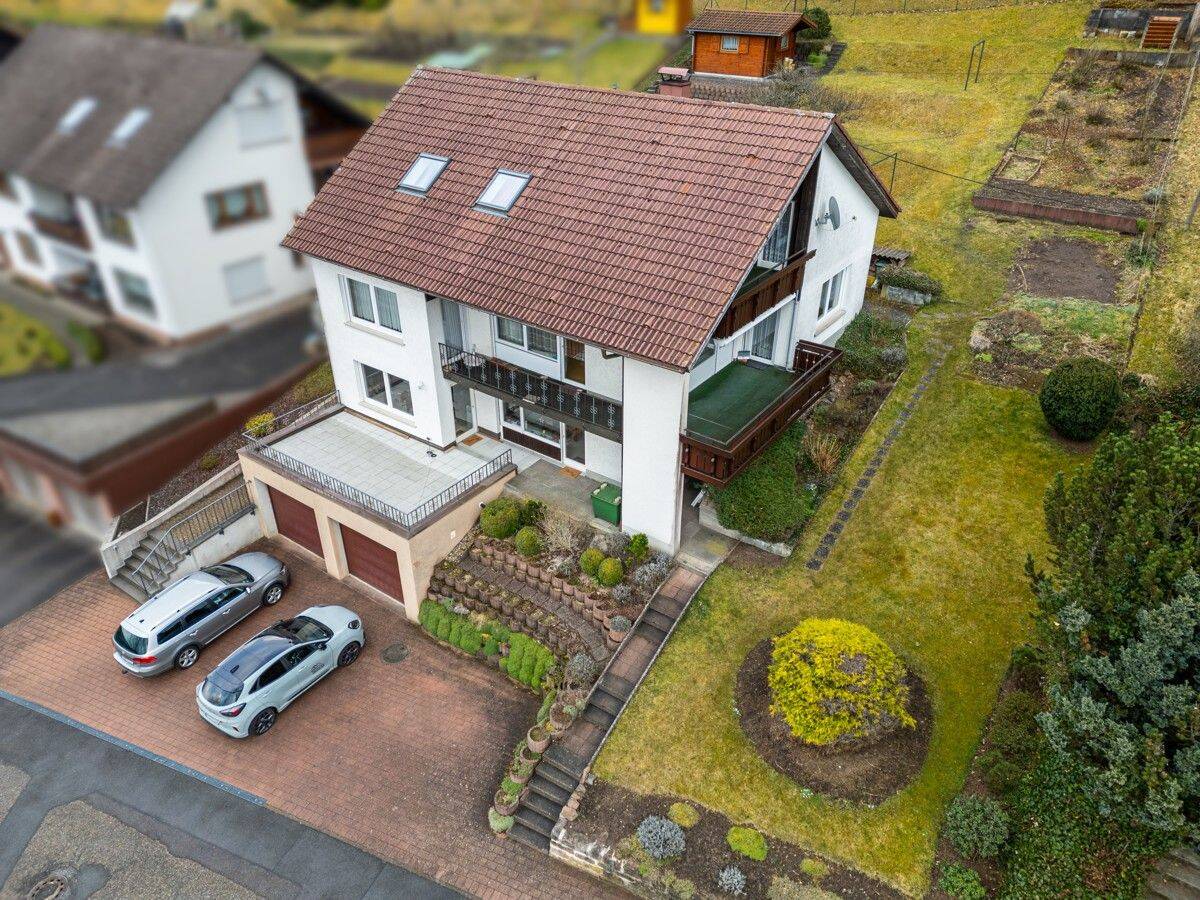 Großzügiges Zuhause im Grünen – ideal für Familien, 75337 Enzklösterle