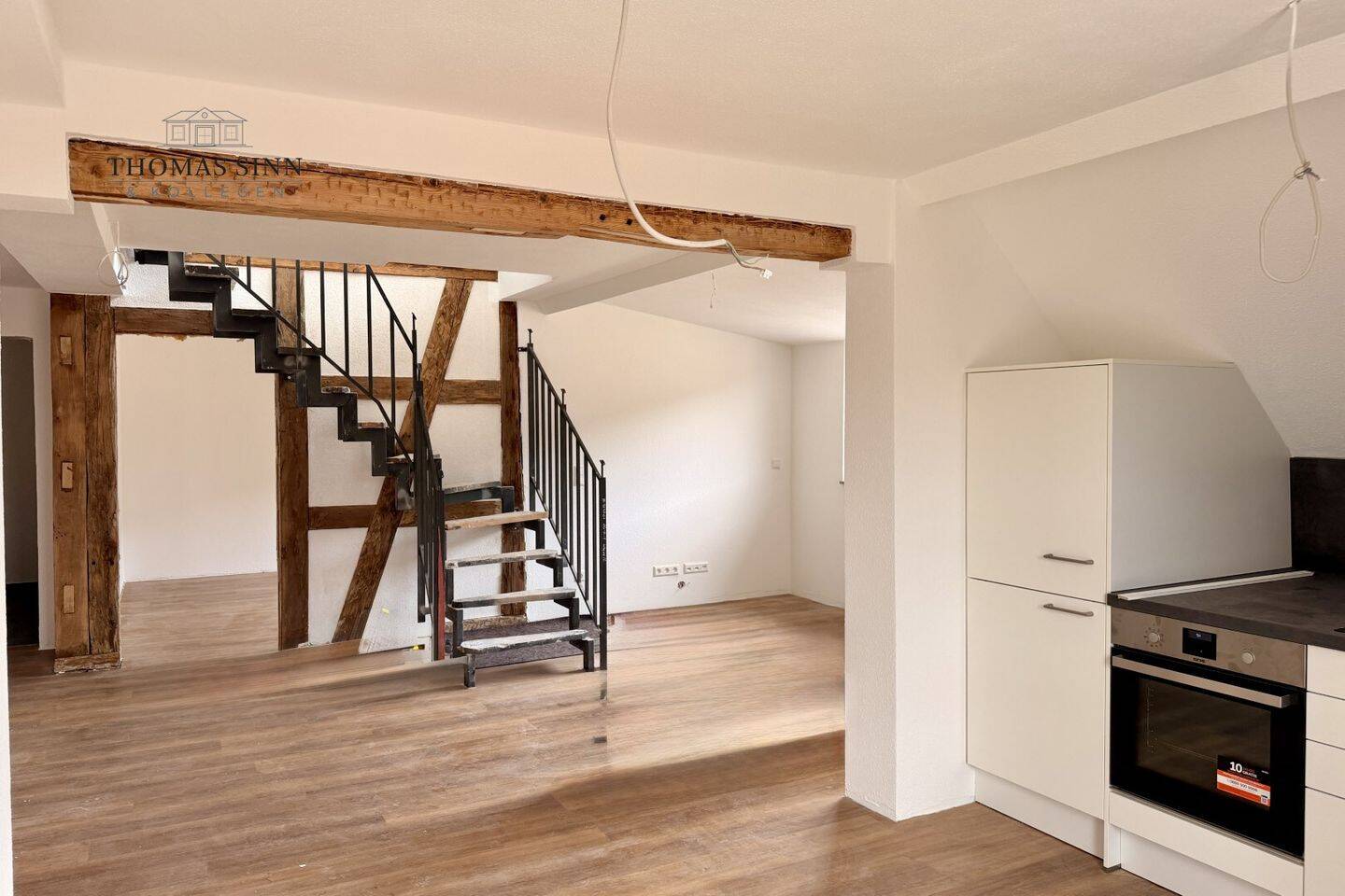 Exklusive 5,5-Zimmer Maisonette Wohnung mit Dachterrasse & traumhaftem Blick über Sindringen, 74670 Forchtenberg