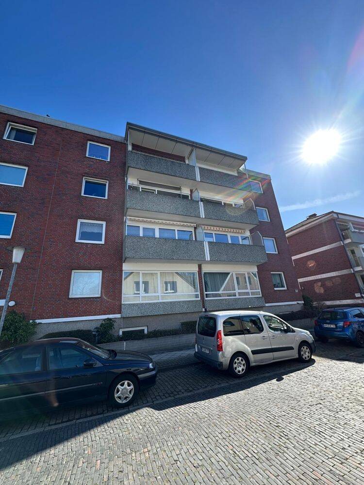 Schöne 3-Zimmer-Wohnung mit Küche und Balkon! Frei ab sofort!, 26384 Wilhelmshaven (Heppens Heppenser Groden Innenhafen Innenstadt Neuende)