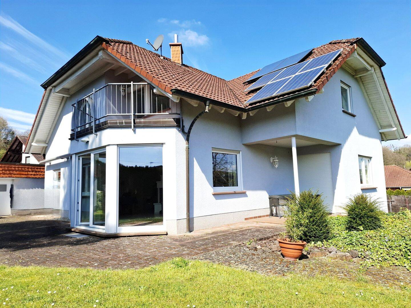 Gepflegtes Einfamilienhaus mit großem Grundstück & PV-Anlage in ruhiger Lage von Losheim-Wahlen, 66679 Losheim am See