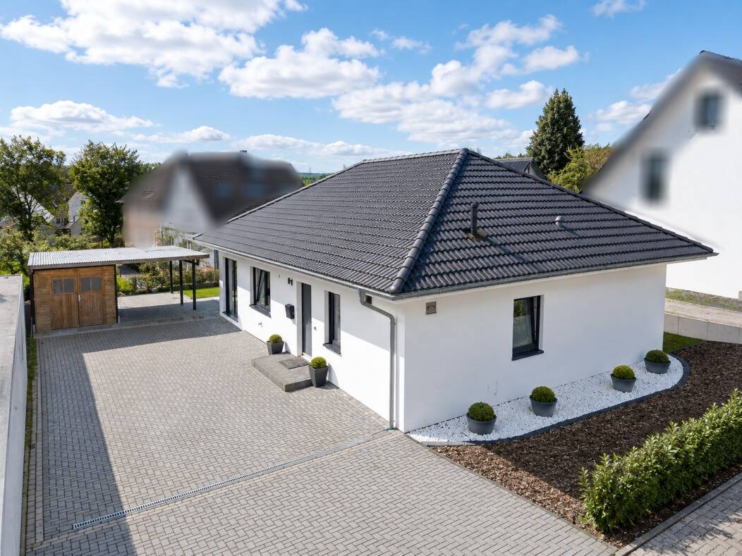 Moderner Bungalow für zwei – komfortables Wohnen auf einer Ebene, 32694 Dörentrup
