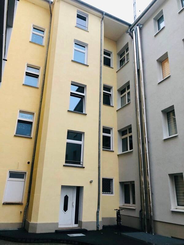 Einraumappartement mit Küche und Bad steht zur Anmietung frei, 3046 Cottbus (Mitte Spremberger Vorstadt Ströbitz)