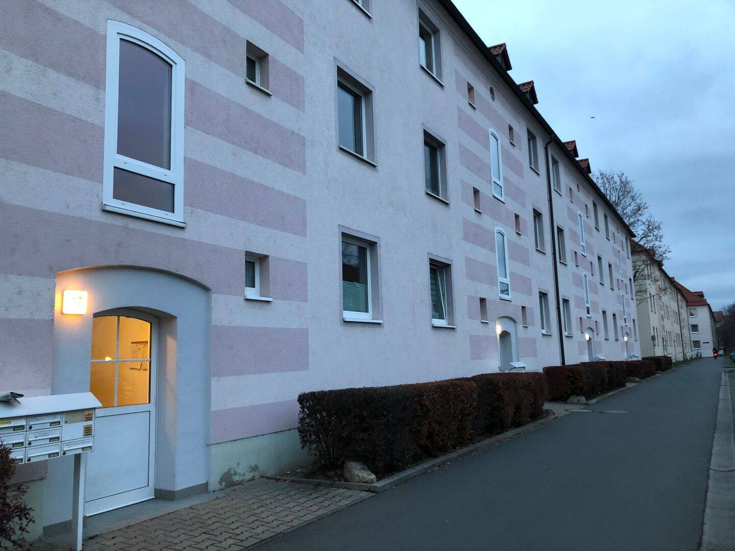 Charmante 3-Raum-Dachgeschosswohnung mit großzügigem Schnitt, 7743 Jena