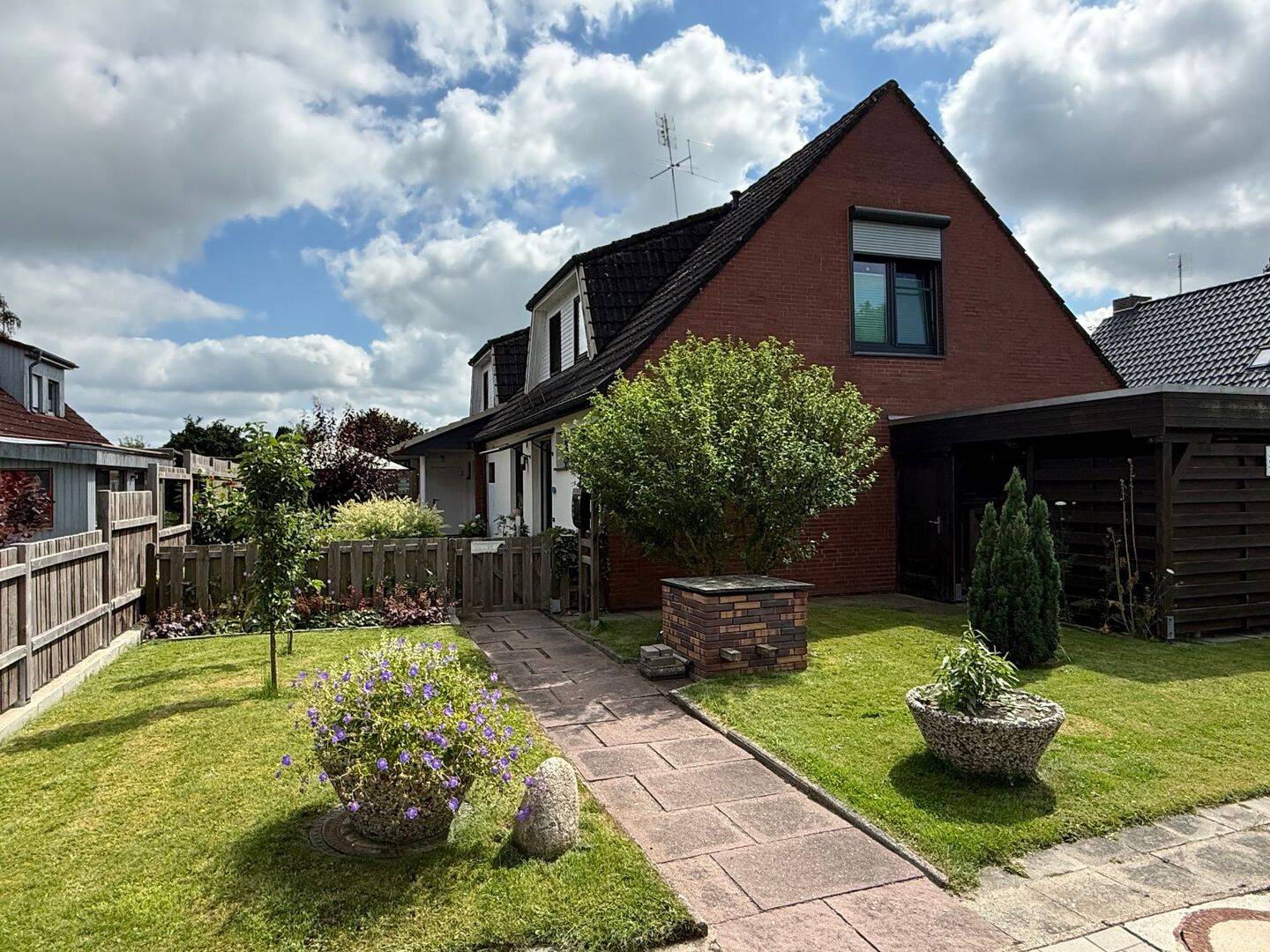 Zweifamilienhaus mit Ausblick in Sandstedt, 27628 Hagen im Bremischen
