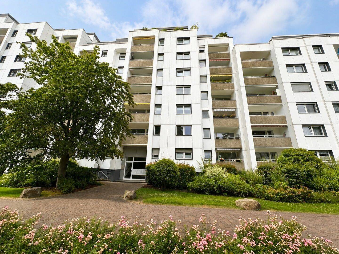 Großzügige 3,5-Zimmer Wohnung mit Balkon und TG – Stellplatz in Bochum-Wattenscheid, 44866 Bochum (Günnigfeld Leithe Sevinghausen Wattenscheid Westenfeld)