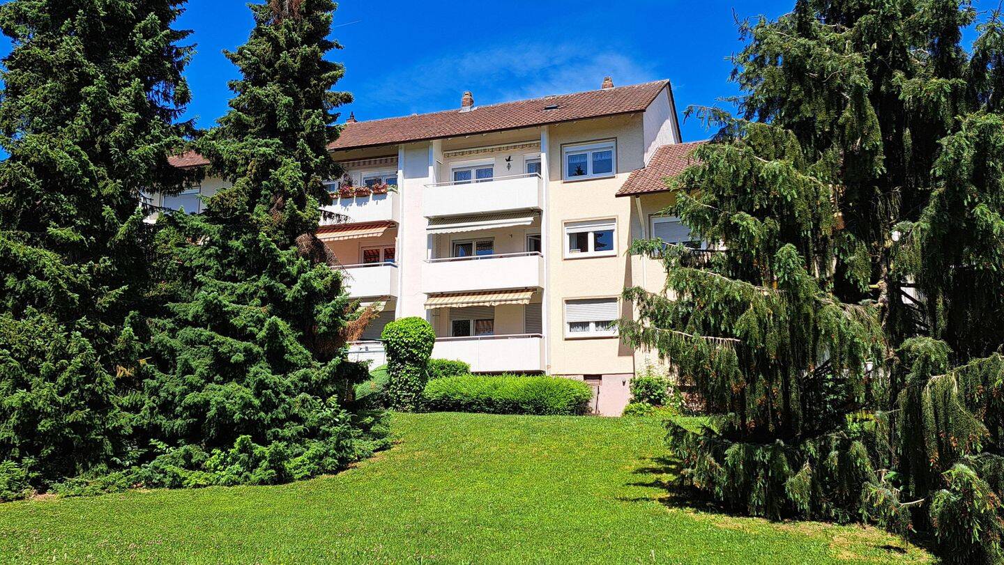 2,5-Zimmer-Wohnung in sehr gepflegter Anlage am Ortsrand. Viel Nutzfläche!, 65843 Sulzbach (Taunus)