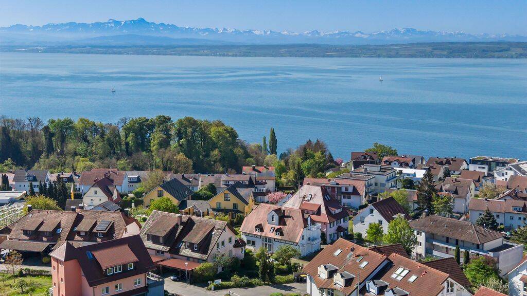 Alpenpanorama in Meersburg!  Wunderschöne Erdgeschosswohnung mit Terrasse, 88709 Hagnau am Bodensee
