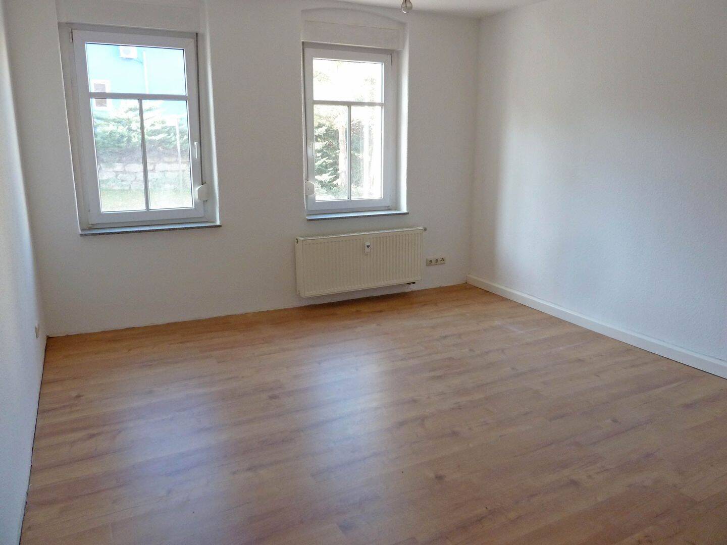Schicke 2 Zimmer Wohnung mit Terrasse!, 4626 Schmölln