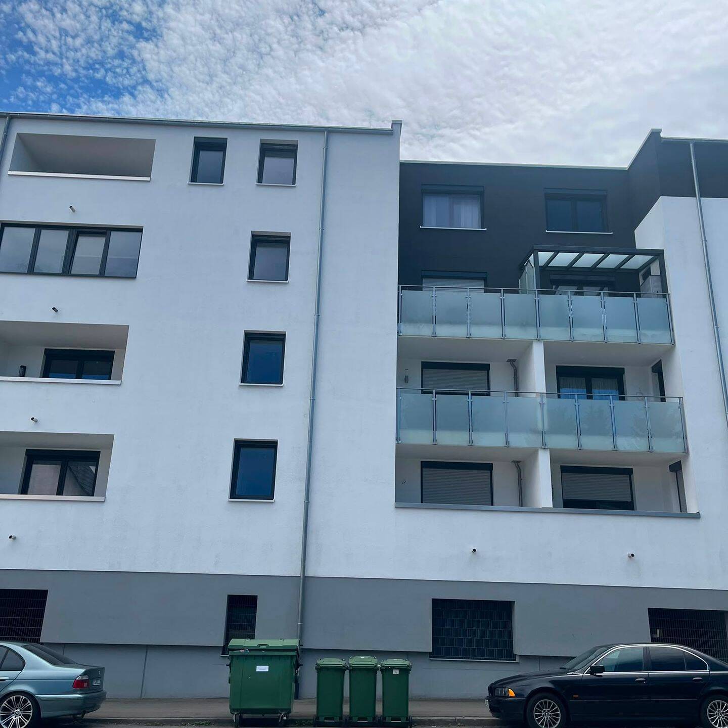 Charmante 1-Zimmer-Wohnung mit großem Balkon in Schwenningen, 78054 Villingen-Schwenningen