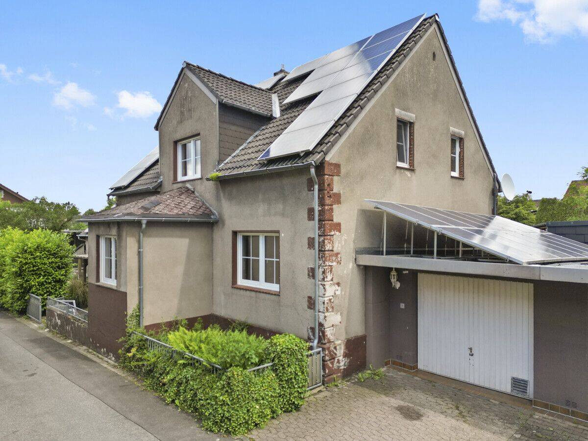 Leerstehendes Einfamilienhaus in ruhiger Gegend mit Garage in Schlangen (Open House 18.06 17 – 18 Uhr), 33189 Schlangen
