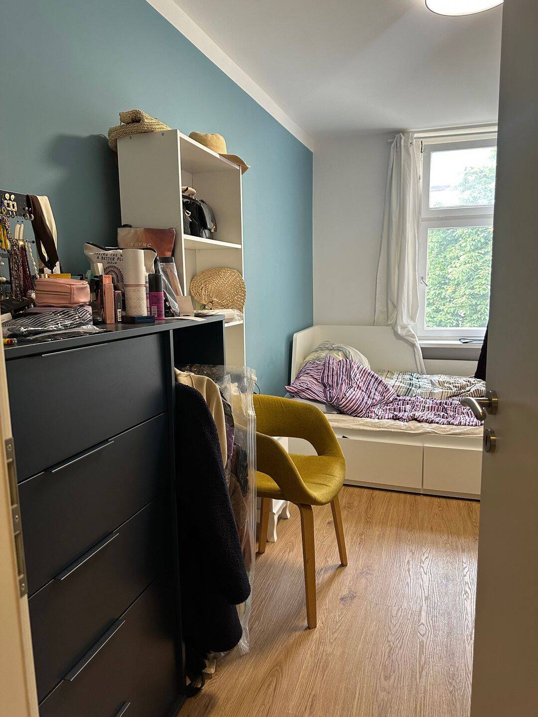 Sublet: Room Available in Bright 3-Room Apartment in Kudamm (September 2026), 10789 Berlin (Tempelhof-Schöneberg Charlottenburg Schöneberg Wilmersdorf)