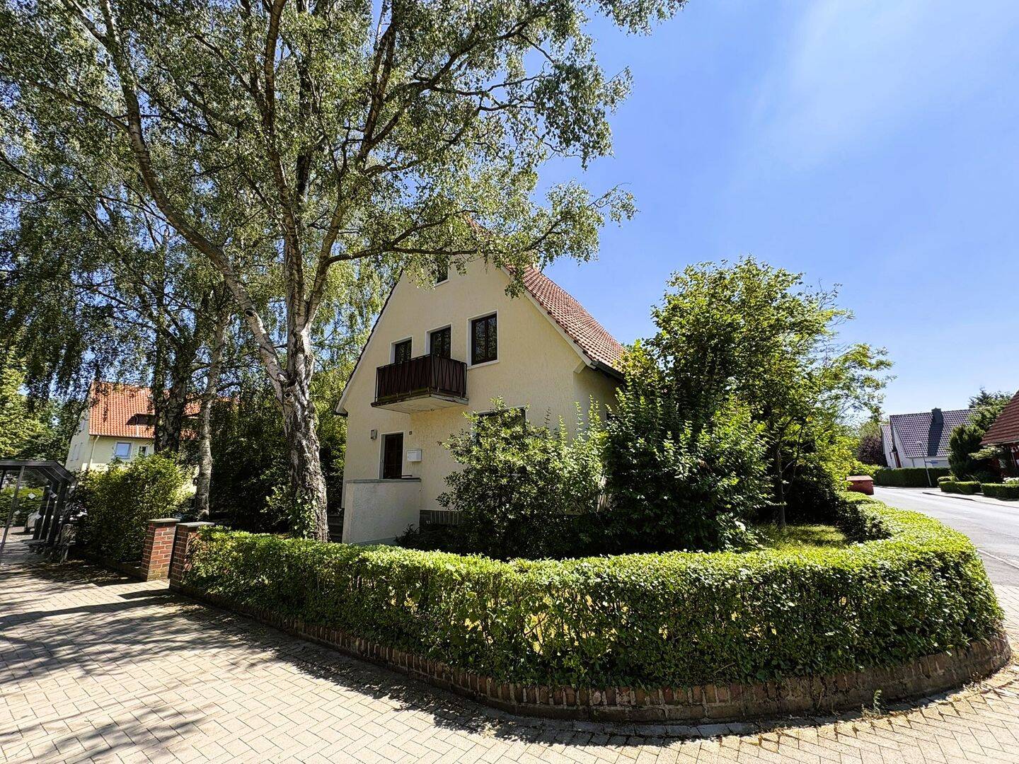 ZU VERKAUFEN: Freistehendes Einfamilienhaus im Soester Westen mit viel Platz, großem Garten & Garage, 59494 Soest